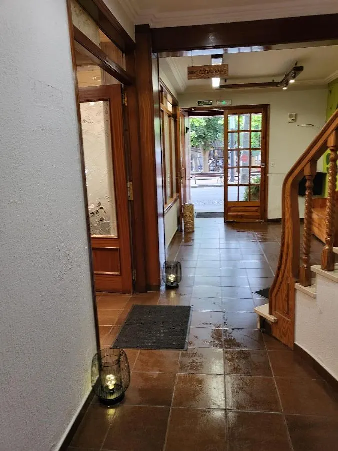 Guest house Hostal Torras Sant Hilari Sacalm