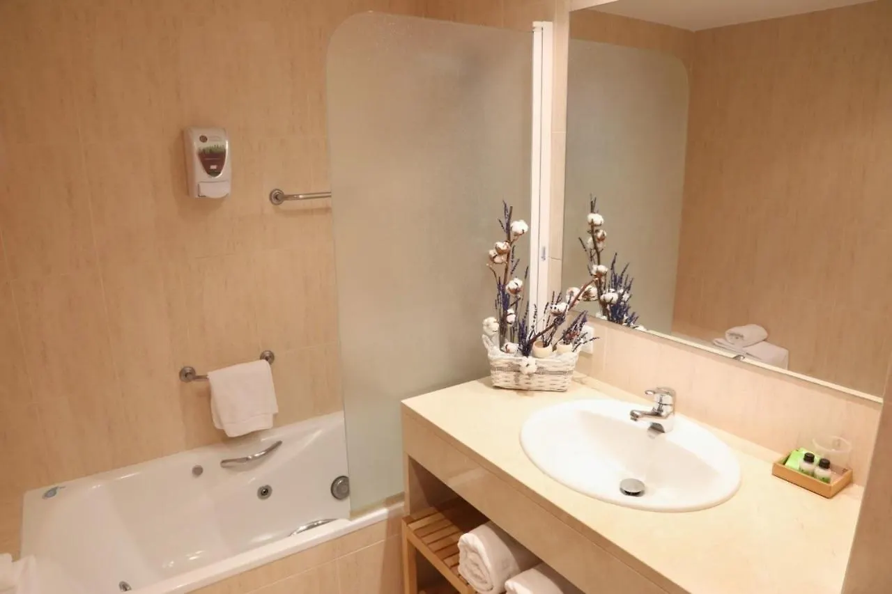 Guest house Hostal Torras Sant Hilari Sacalm Spain