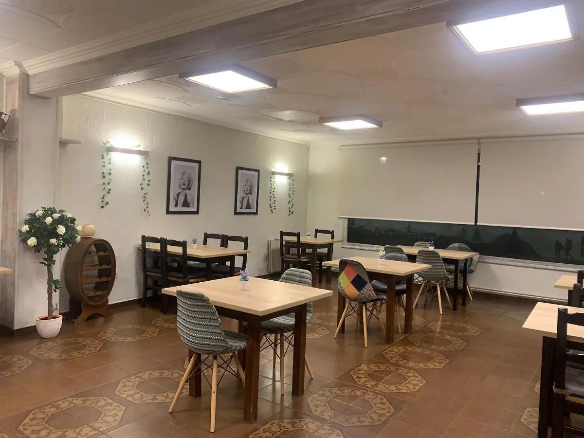 Guest house Hostal Torras Sant Hilari Sacalm